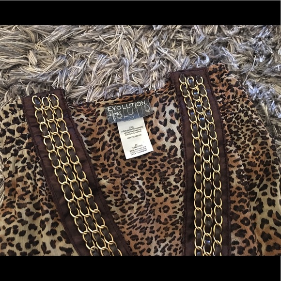 🐆🖤Sheer Leopard Print Top w/Leather/Chain Deco - Picture 4 of 8